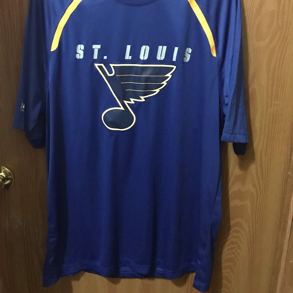 St. Louis Blues Hockey Men’s Short Sleeve Shirt